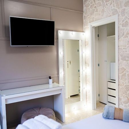 Hotel Stone House Taranto Esterno foto