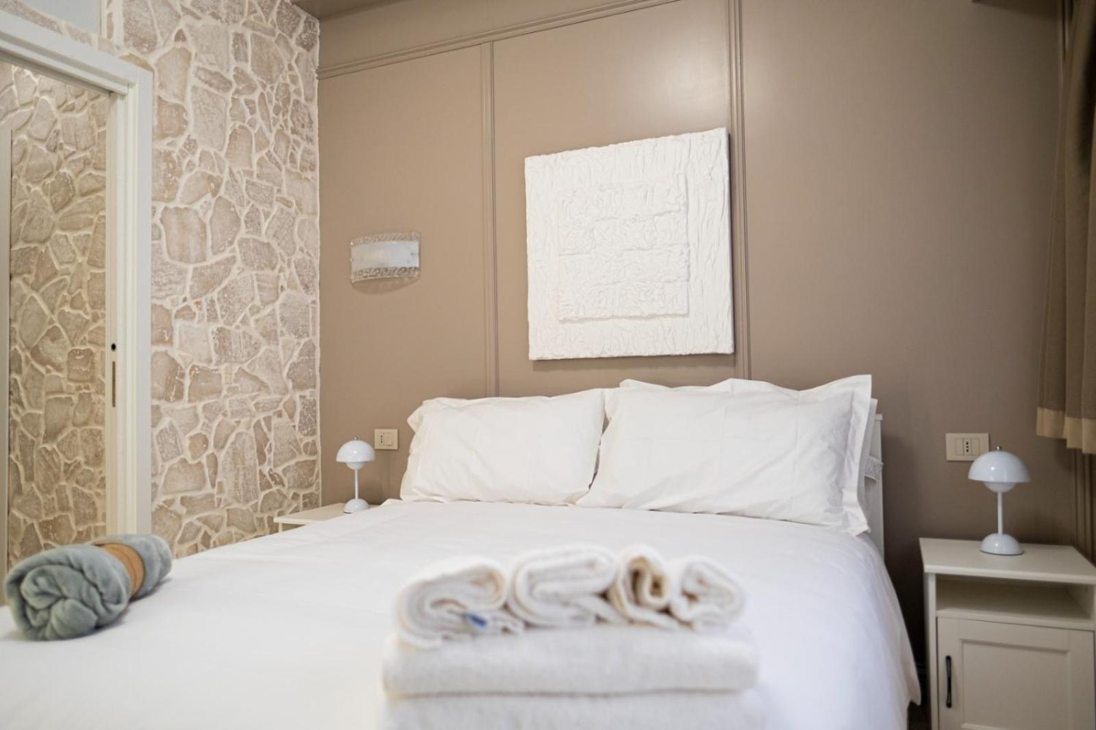 Hotel Stone House Taranto Camera foto